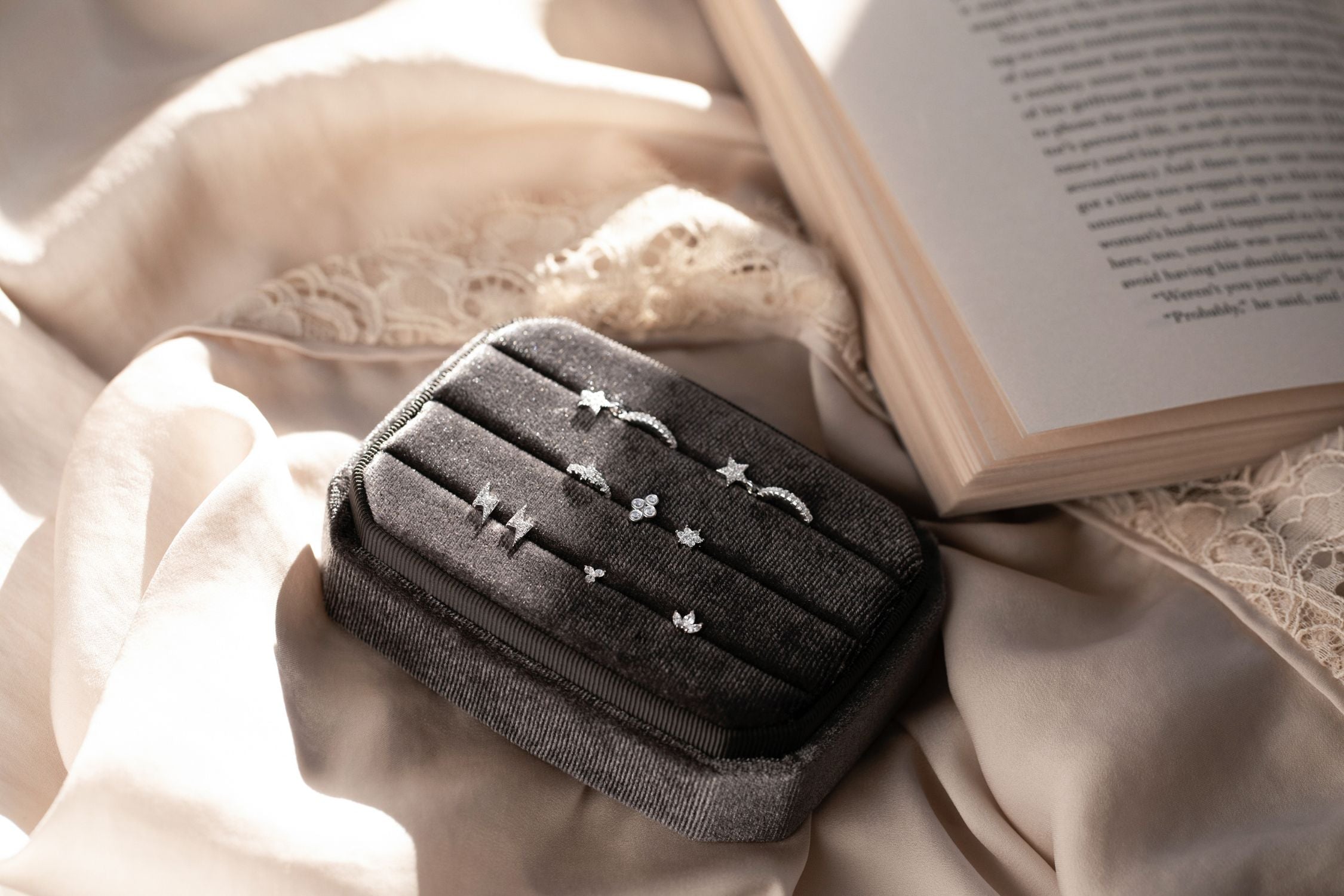 earring box - Helix & Conch