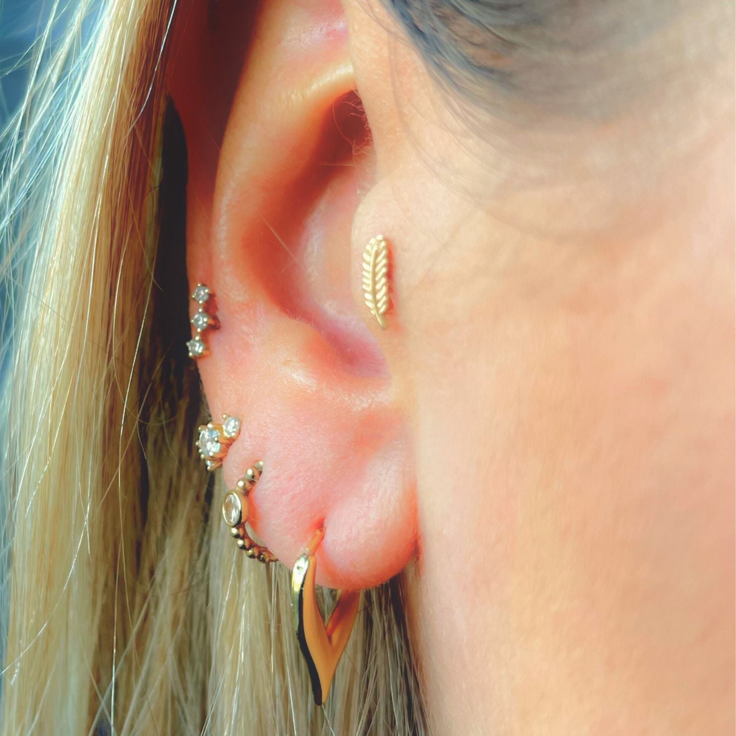 forcella yellow gold wishbone hoop earring - Helix & Conch