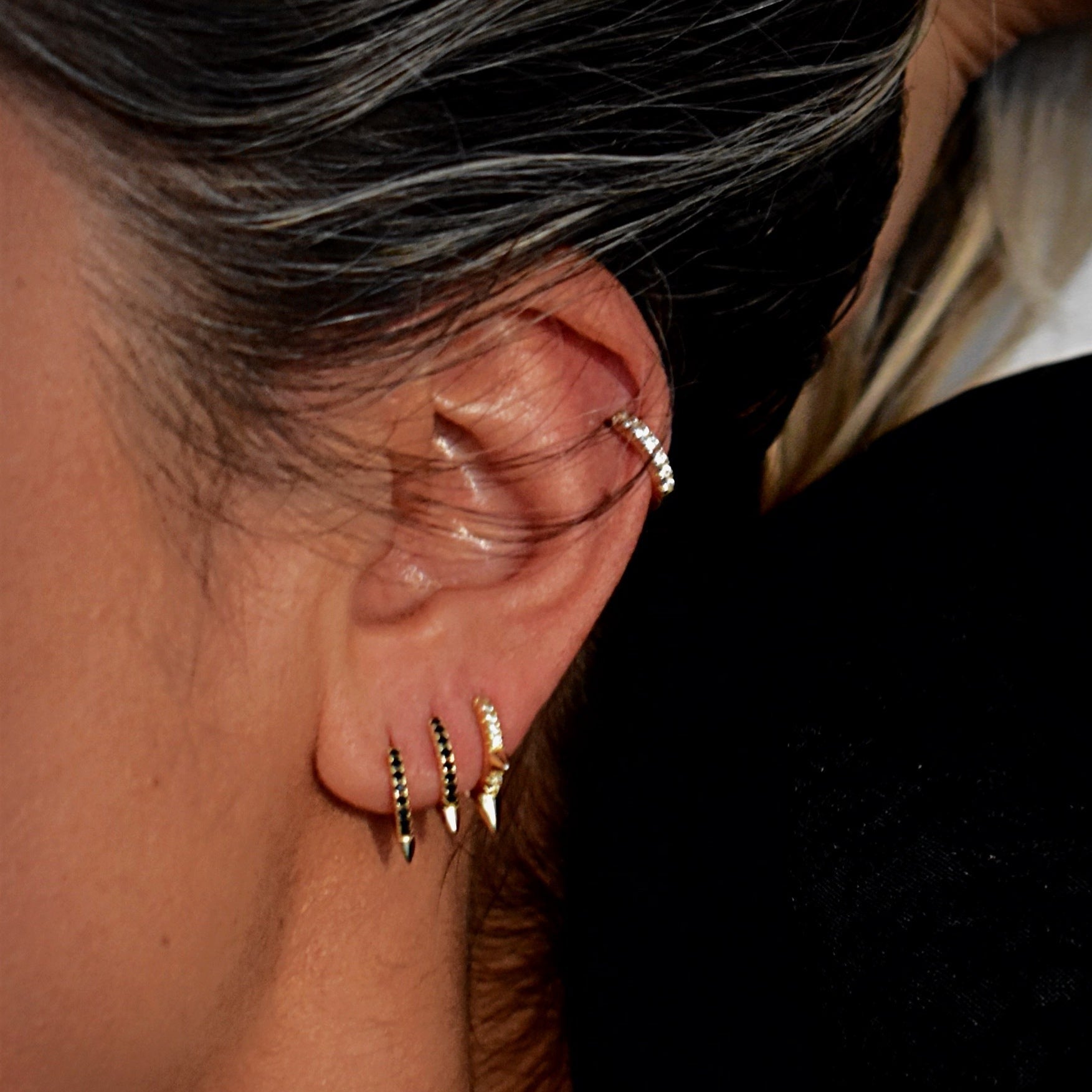 Noir gold and black stone spike huggie hoop earring - Helix & Conch
