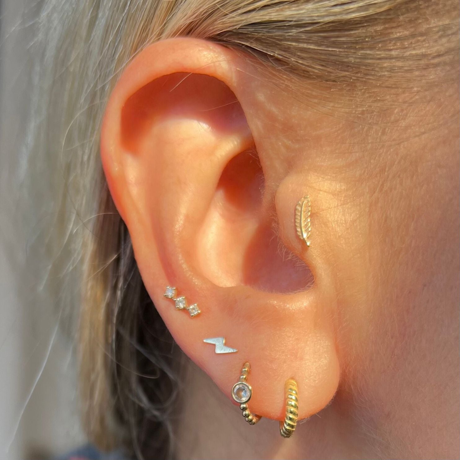 Pluma yellow gold feather internally threaded labret stud earring - Helix & Conch