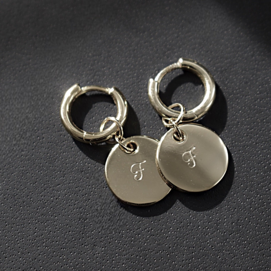 Disque single white gold plated disc charm - Helix & Conch