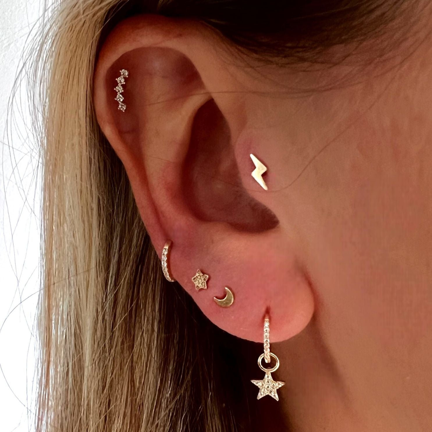 Tala 9k solid yellow gold jewelled star charm for hinge rings - Helix & Conch