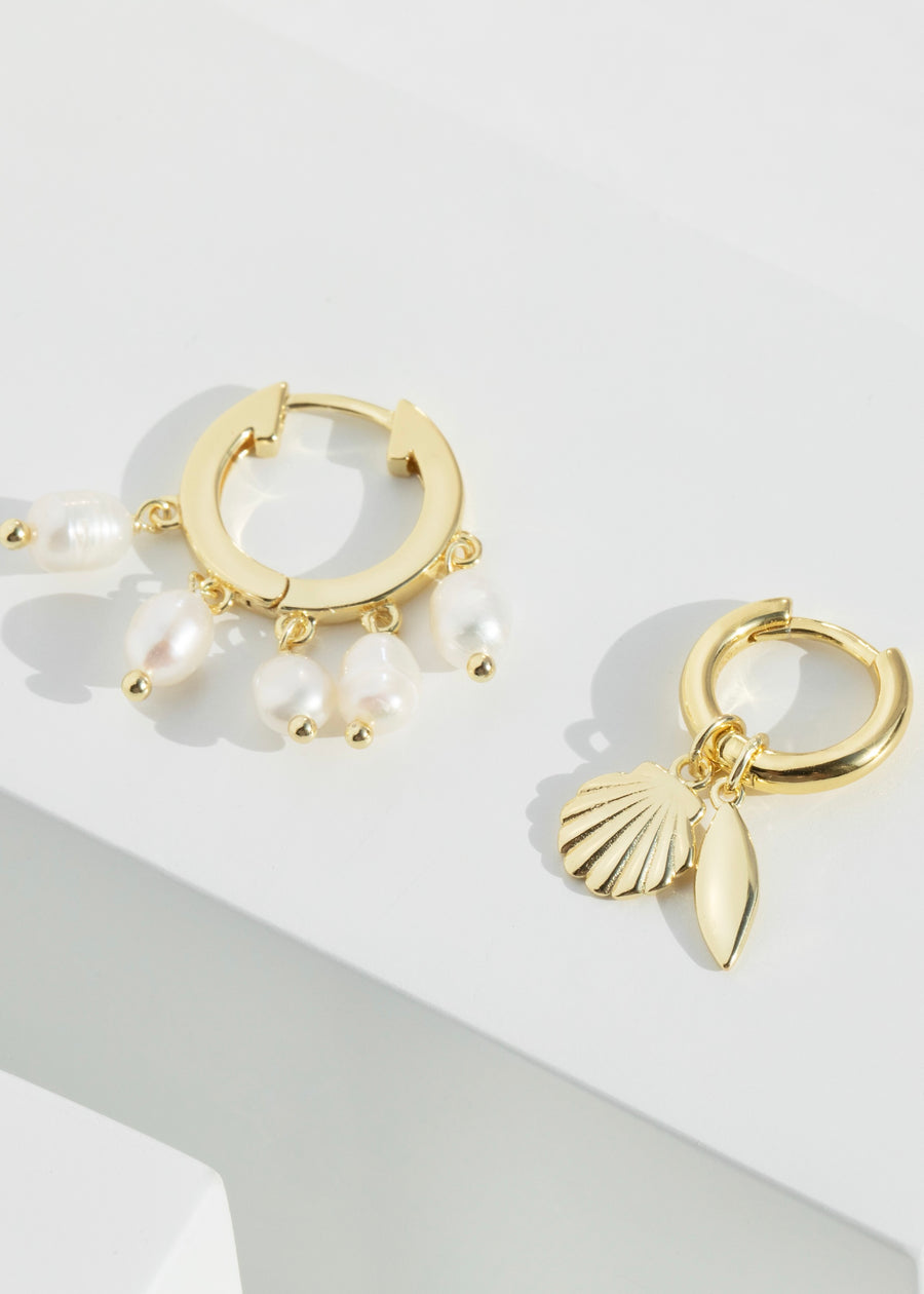 Hera yellow gold hoop freshwater pearl single earring