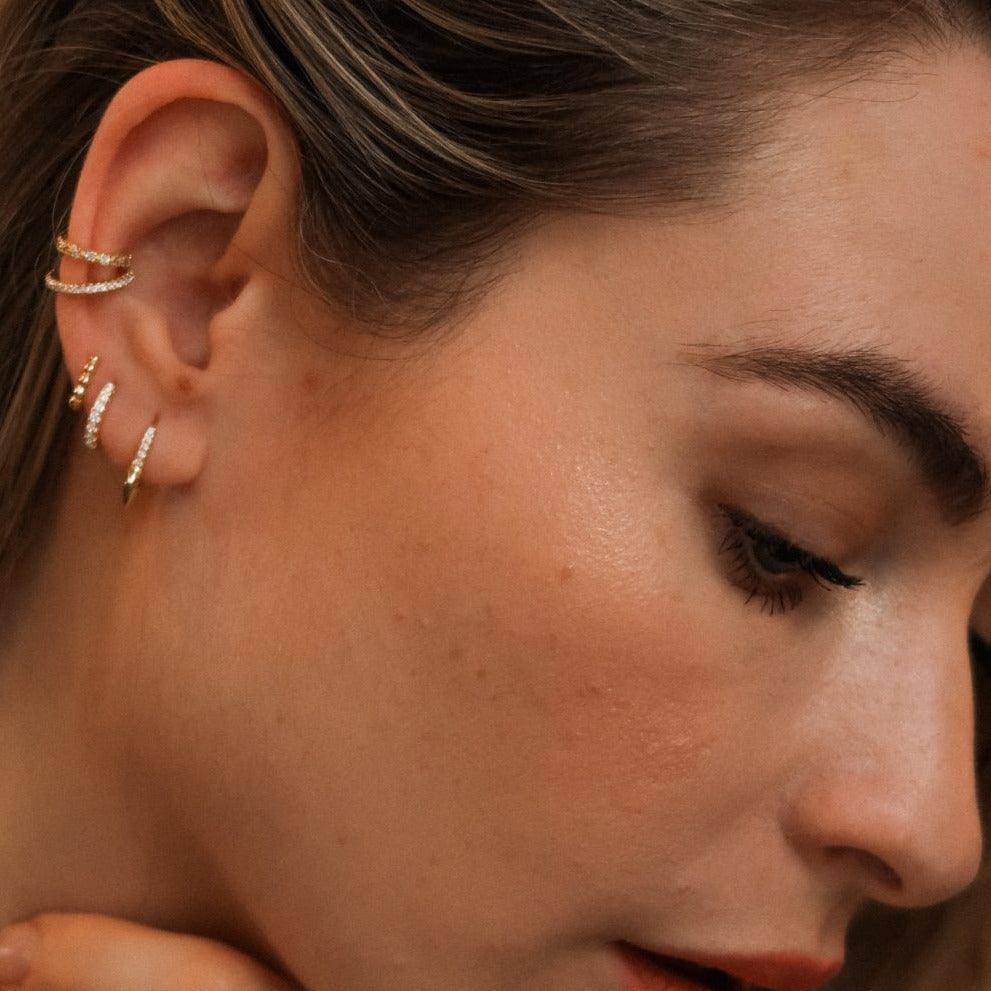 Perla gold beaded single tiny huggie - Helix & Conch