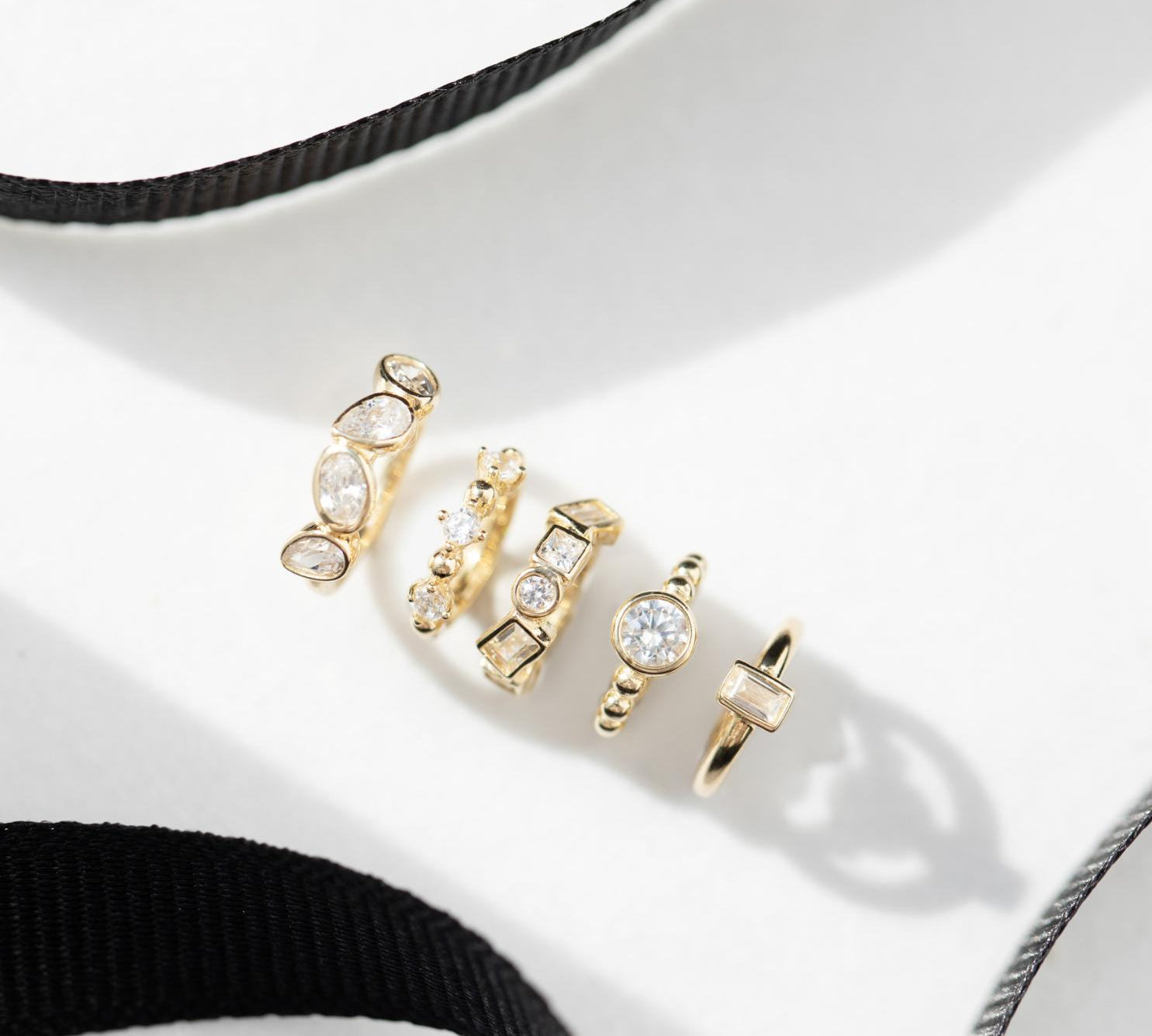 Rocas 9k tiny solid yellow gold solitaire bubble hinge single earring - Helix & Conch